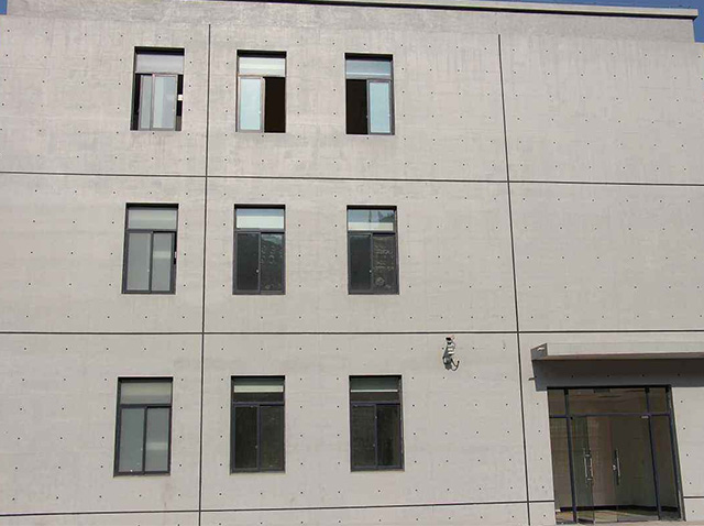 建筑施工过程中清水混凝土对所用的模板要求十分严格